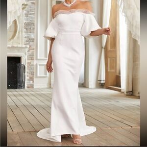 Elegant Off-Shoulder White Wedding Dress
